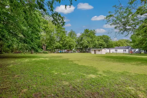 1520 Olive St, Gainesville, TX 76240