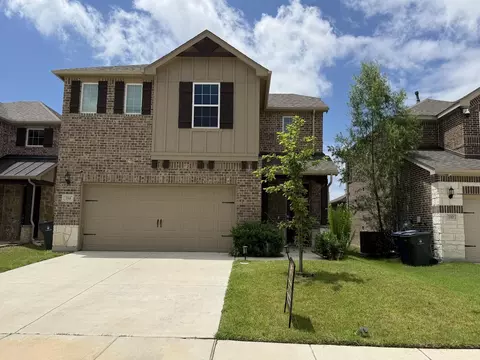 714 Creekwater Ln, Garland, TX 75043