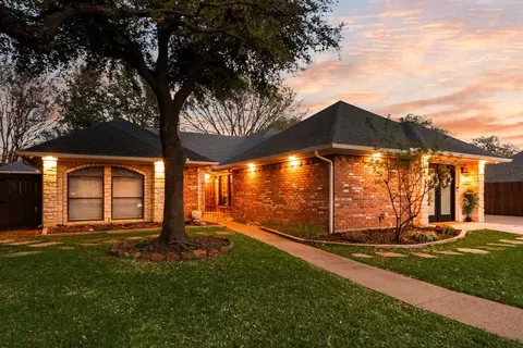1032 Pebble Beach Dr, Mansfield, TX 76063
