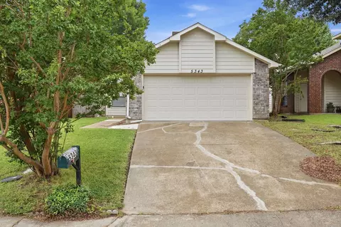 5343 Waterford Dr, Mesquite, TX 75150