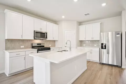 1939 Furlong Dr, Seagoville, TX 75159