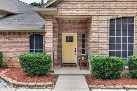 4239 Hearthside Dr, Grapevine, TX 76051 photo 9