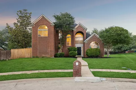 1419 Bogard Ln, Lewisville, TX 75077
