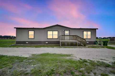 121 Geronimo St, Ferris, TX 75125