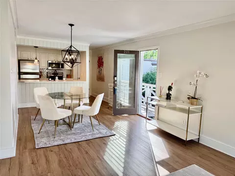 5907 E University Blvd #201, Dallas, TX 75206