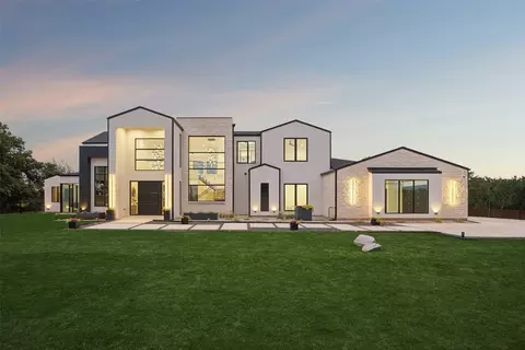 142 Sweet St, Southlake, TX 76092