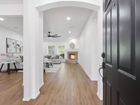 6600 Silver Oak Ln, Fort Worth, TX 76135