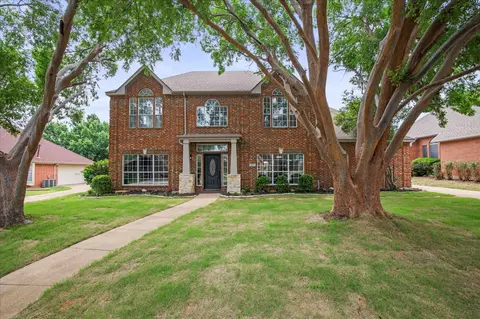 634 Meadowcrest Dr, Highland Village, TX 75077