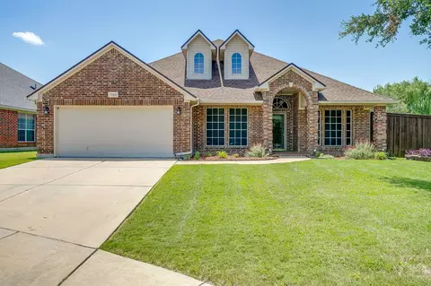 7800 Raton Ridge Ln, Arlington, TX 76002