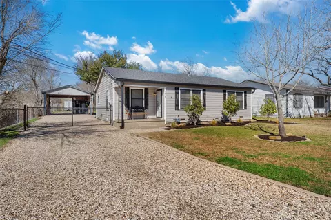 216 Avenue I, Lacy Lakeview, TX 76705