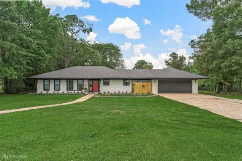 207 Red River St, Benton, LA 71006