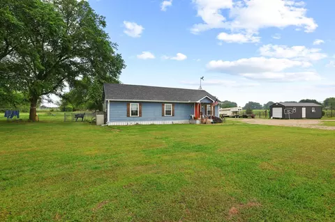 13017 E Fm 273, Telephone, TX 75488