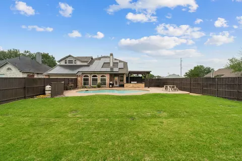 Exterior - 918 E Grubb Dr, Mesquite, TX 75149 photo 3 of 6