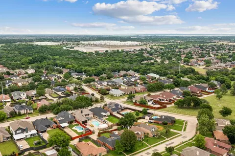 View/Area - 918 E Grubb Dr, Mesquite, TX 75149 photo 4 of 5