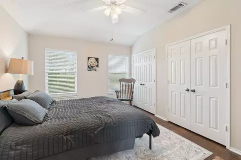 Bedroom - 918 E Grubb Dr, Mesquite, TX 75149 photo 3 of 5