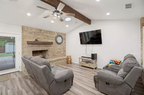 210 Northwood Dr, Mckinney, TX 75071