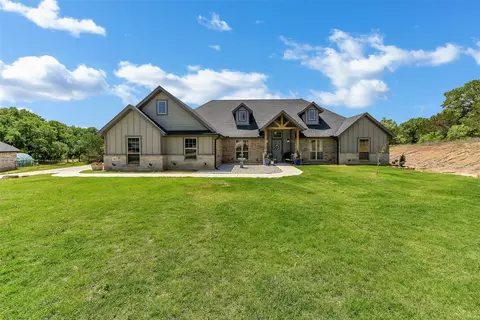 2033 Bedford Ct, Weatherford, TX 76088