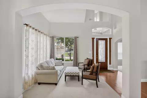 5645 Saint Thomas Dr, Plano, TX 75094