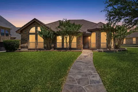 3220 Evan Dr, Hurst, TX 76054