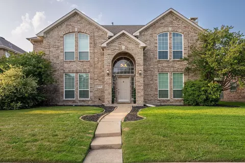 8409 Luna Dr, Rowlett, TX 75088
