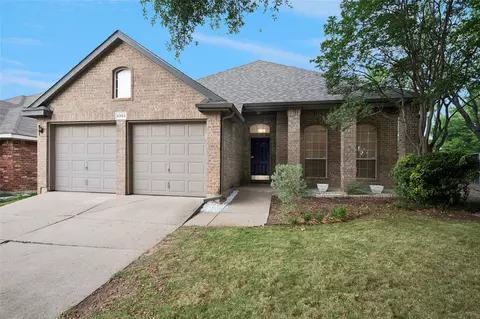 5353 Warm Springs Trl, Fort Worth, TX 76137