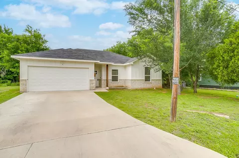 309 Francis St, Hillsboro, TX 76645