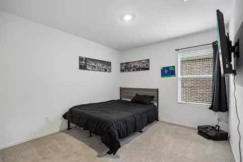 Bedroom - 1577 Forge Pond Ln, Forney, TX 75126 photo 3 of 4