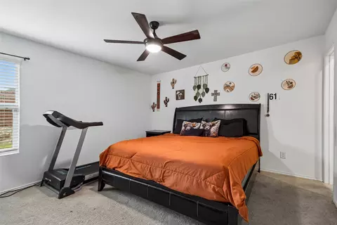 Bedroom - 1577 Forge Pond Ln, Forney, TX 75126 photo 1 of 4