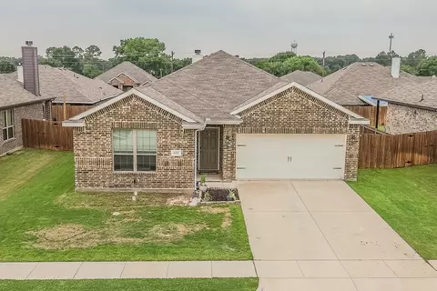 1432 Eagle Nest Dr, Pelican Bay, TX 76020