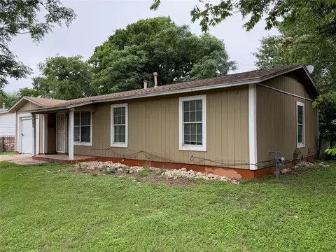 1105 De Ridder Ave, Fort Worth, TX 76106