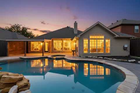 5915 Fieldcrest Ln, Sachse, TX 75048