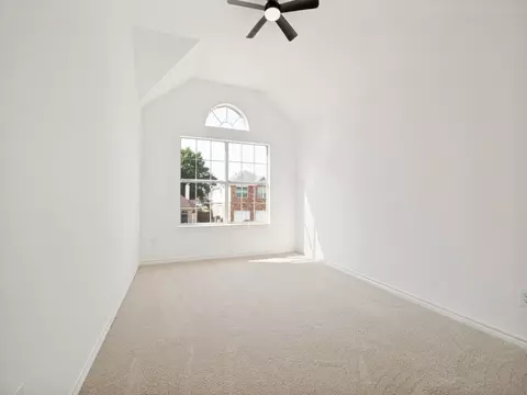 Bedroom - 12604 Beech Tree Ln, Euless, TX 76040 photo 3 of 5