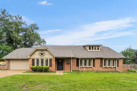 1102 Mill Run Rd, Athens, TX 75751
