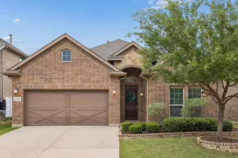 2036 Milano Ln, Lewisville, TX 75077