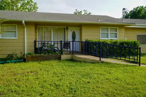 Exterior - 109 E 4th St, Keene, TX 76059 photo 6 of 11