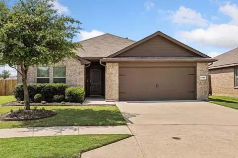 6301 Seagull Ln, Fort Worth, TX 76179