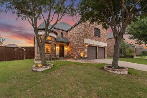 6876 Foghorn Ln, Grand Prairie, TX 75054
