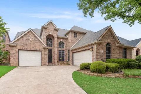 8711 Weston Ln, Lantana, TX 76226