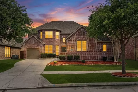 726 Sleepy Creek Dr, Frisco, TX 75036