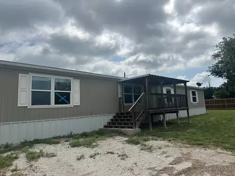 4815 Cimmaron Trl, Weatherford, TX 76087
