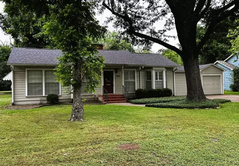 Exterior - 305 Grace Ln, Terrell, TX 75160 photo 2 of 15