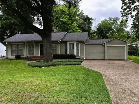 305 Grace Ln, Terrell, TX 75160