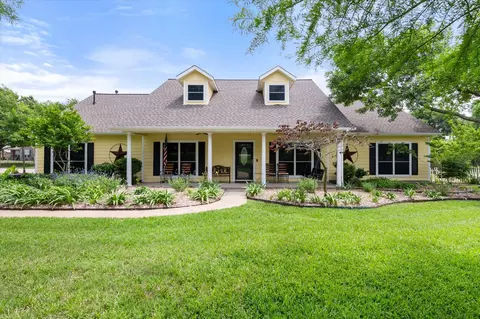 801 Seeton Rd, Mansfield, TX 76063