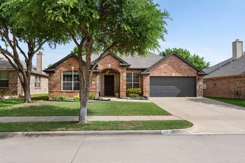 5804 Parkplace Dr, Argyle, TX 76226