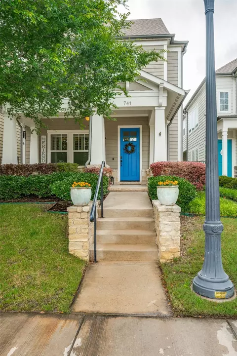 741 S Coppell Rd, Coppell, TX 75019