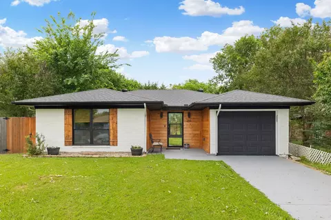 266 Lakeside Dr, Rockwall, TX 75032