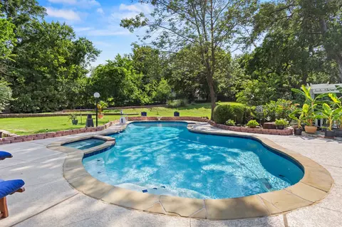 1407 S Alamo Rd, Rockwall, TX 75087