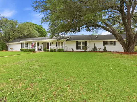 6079 Wonder Dr, Fort Worth, TX 76133