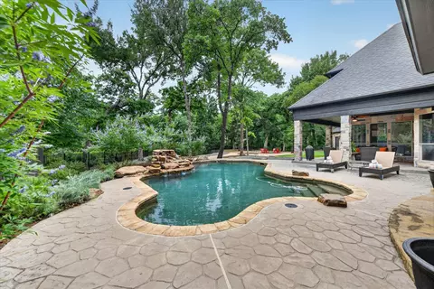 5117 Heather Ct, Flower Mound, TX 75022