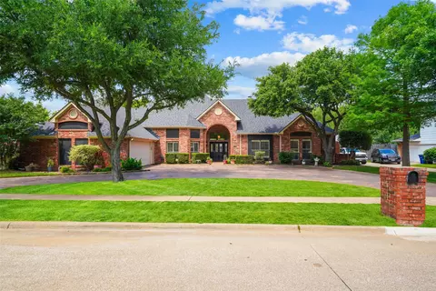 1767 Timber Ridge Cir, Corinth, TX 76210